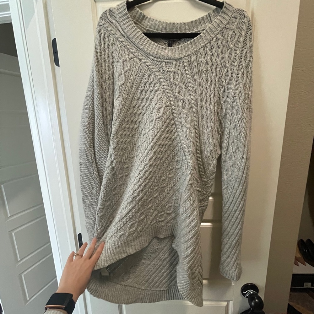 BCBG grey sweater tunic